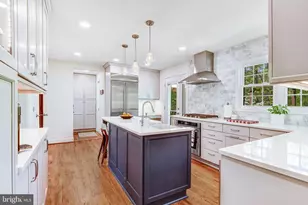 6600 Kensal Ct, Springfield, VA 22152 - Photo 10