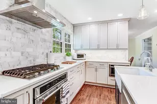 6600 Kensal Ct, Springfield, VA 22152 - Photo 12