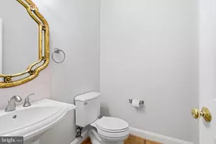 9395 Wolf Trap Creek Ct, Great Falls, VA 22066 - Photo 12
