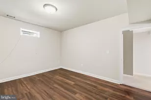 9395 Wolf Trap Creek Ct, Great Falls, VA 22066 - Photo 54