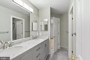 9395 Wolf Trap Creek Ct, Great Falls, VA 22066 - Photo 42