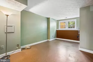 13829 Wakley Ct, Centreville, VA 20121 - Photo 34