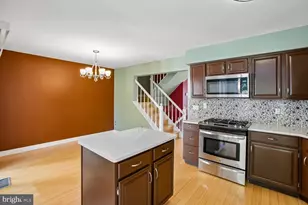 13829 Wakley Ct, Centreville, VA 20121 - Photo 16
