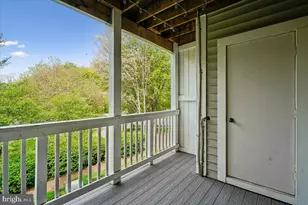 2914 Yarling Ct, Falls Church, VA 22042 - Photo 10
