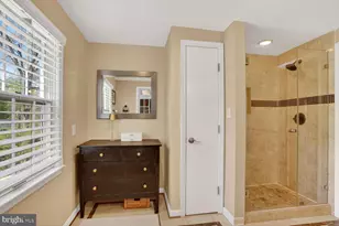 3811 Bent Branch Rd, Falls Church, VA 22041 - Photo 38