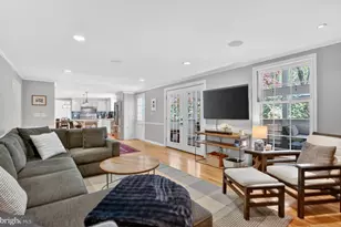 3811 Bent Branch Rd, Falls Church, VA 22041 - Photo 12