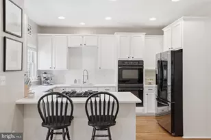 5341 Rosemallow Cir, Centreville, VA 20120 - Photo 6