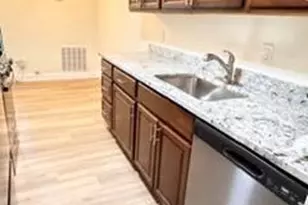 2316 Freetown Ct, Reston, VA 20191 - Photo 2