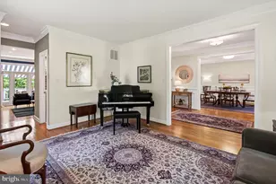 8750 Copeland Pond Ct, Fairfax, VA 22031 - Photo 6