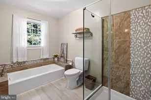 8750 Copeland Pond Ct, Fairfax, VA 22031 - Photo 34