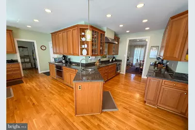 8750 Copeland Pond Court, Fairfax, VA 22031 - Photo 12