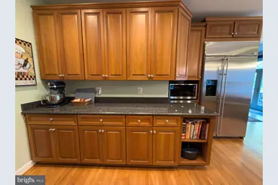 8750 Copeland Pond Court, Fairfax, VA 22031 - Photo 16
