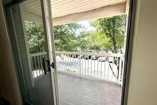 12823 Fair Briar Ln, Fairfax, VA 22033 - Photo 14