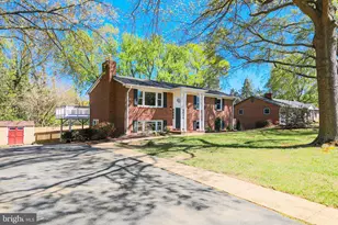 7200 Popkins Farm Rd, Alexandria, VA 22306 - Photo 4