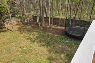 5013 Lincoln Dr, Fairfax, VA 22030 - Photo 2