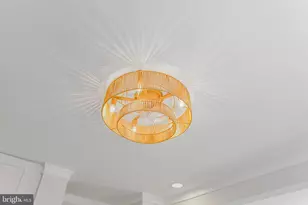 10305 Hunt Country Ln, Vienna, VA 22182 - Photo 40