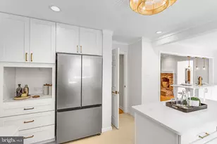 10305 Hunt Country Ln, Vienna, VA 22182 - Photo 20