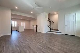 7817 Sutter Ln, Annandale, VA 22003 - Photo 10