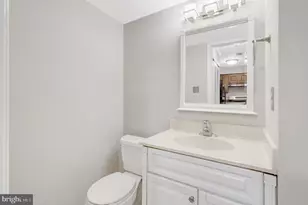 6014 Havener House Way, Centreville, VA 20120 - Photo 12