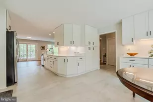 1706 Burning Tree Dr, Vienna, VA 22182 - Photo 8