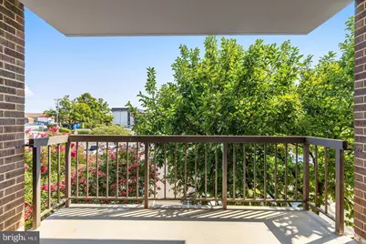 9720 Kingsbridge Drive #201, Fairfax, VA 22031 - Photo 8