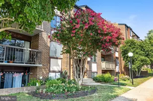 9720 Kingsbridge Dr, Fairfax, VA 22031 - Photo 2