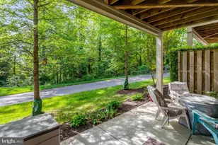 6421 Beatles Ln, Alexandria, VA 22310 - Photo 62