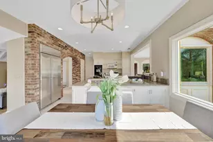 11221 Country Pl, Oakton, VA 22124 - Photo 24