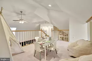 11221 Country Pl, Oakton, VA 22124 - Photo 88