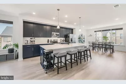 4902 Longmire Way #24, Chantilly, VA 20151 - Photo 6