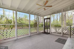 13113 Nestlewood Ct, Herndon, VA 20171 - Photo 40