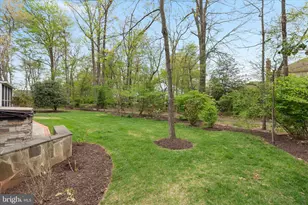 13113 Nestlewood Ct, Herndon, VA 20171 - Photo 48