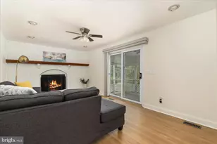 13113 Nestlewood Ct, Herndon, VA 20171 - Photo 22