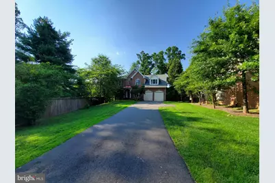 3301 Buckley Street, Fairfax, VA 22030 - Photo 2