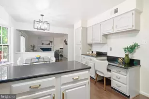 9202 Dorothy Ln, Springfield, VA 22153 - Photo 20