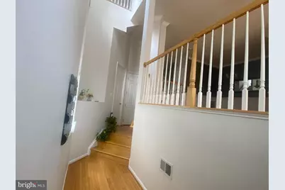 13030 Greg Roy Lane, Herndon, VA 20171 - Photo 4