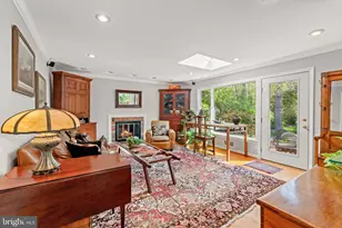 9025 Charles Augustine Dr, Alexandria, VA 22308 - Photo 26