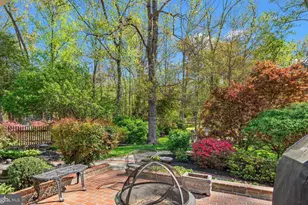 9025 Charles Augustine Dr, Alexandria, VA 22308 - Photo 24