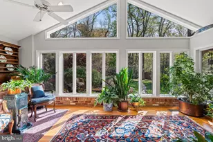 9025 Charles Augustine Dr, Alexandria, VA 22308 - Photo 16