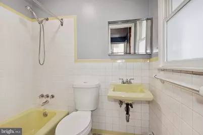 10624 Marbury Road, Oakton, VA 22124 - Photo 16