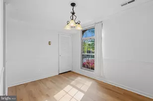 3310 Woodburn Village Dr, Annandale, VA 22003 - Photo 4