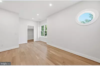 6801 Crutchfield Street, Falls Church, VA 22043 - Photo 32