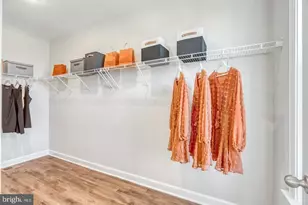 14350 Yesler Ave, Chantilly, VA 20151 - Photo 6