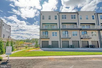 14350 Yesler Avenue #4, Chantilly, VA 20151 - Photo 1