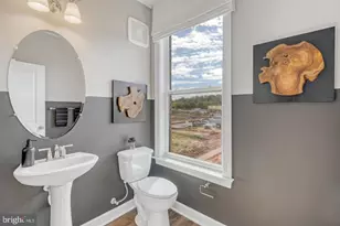 14350 Yesler Ave, Chantilly, VA 20151 - Photo 24