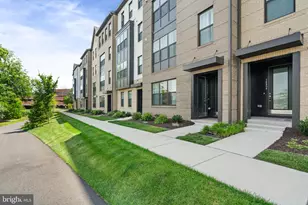 14350 Yesler Ave, Chantilly, VA 20151 - Photo 1