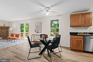 12528 Cliff Edge Dr, Herndon, VA 20170 - Photo 12