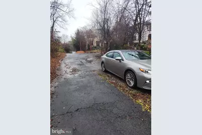 6953 Pine Crest Avenue, McLean, VA 22101 - Photo 12