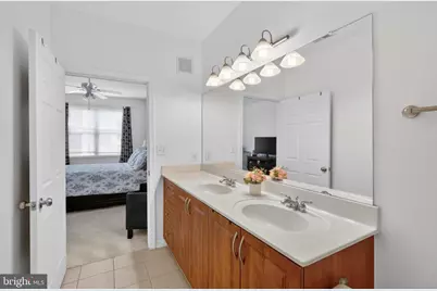 12937 Centre Park Circle #304, Herndon, VA 20171 - Photo 18