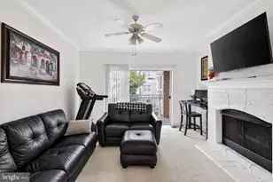 12937 Centre Park Cir, Herndon, VA 20171 - Photo 8